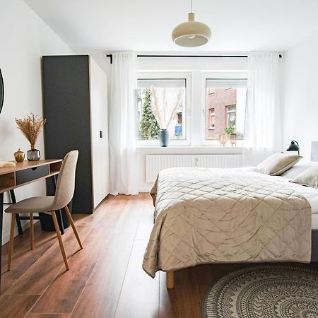 Homefy Bright And Cozy Holiday Apartment - Washer & Dryer - Free Parking Essen Eksteriør billede