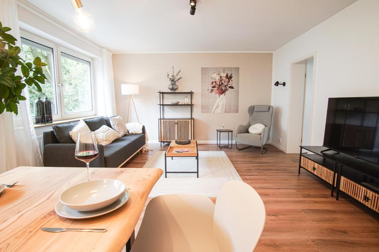 Homefy Bright And Cozy Holiday Apartment - Washer & Dryer - Free Parking Essen Eksteriør billede